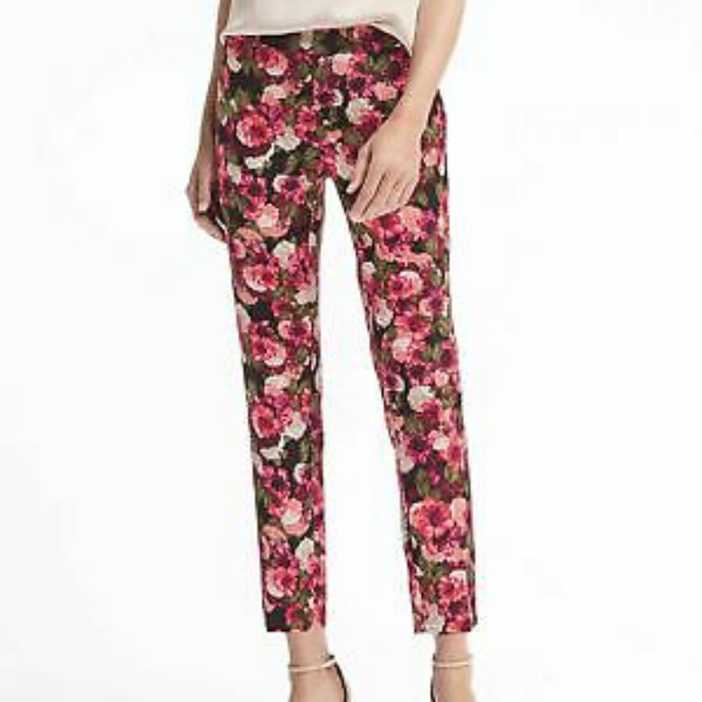 Banana republic floral pants.(avery